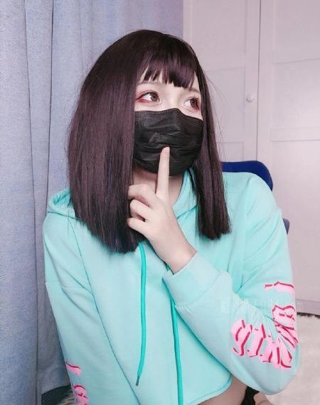 宋小宝回应和举重选手撞脸