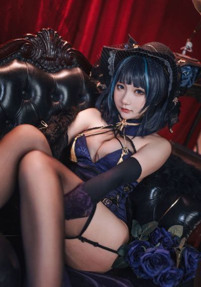 锦衣之下