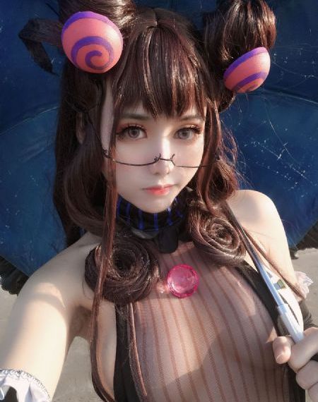 图书馆的女朋友免费观看