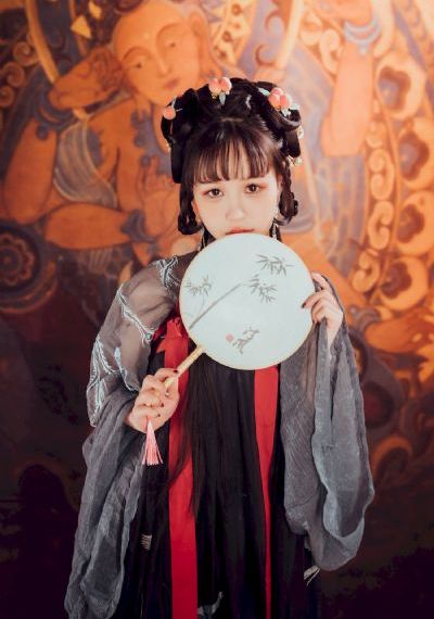 俄罗斯女子学院在线播放