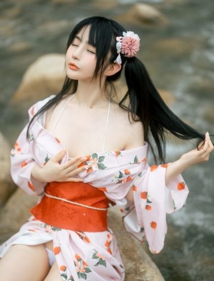神秘窥视