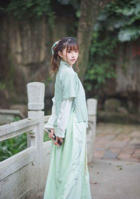 韩国《密爱》在线观看