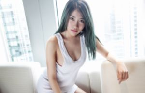 唐国强