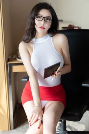 正常女的下面扒开会有小须须吗