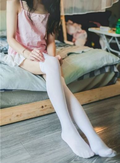 岳彩晶