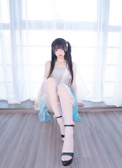 泳装