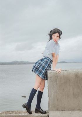 打白嫩光屁屁女网站